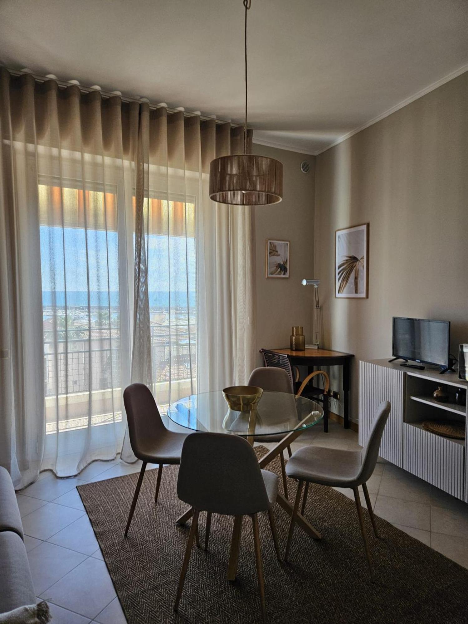 산레모 La Baia Nel Porto 아파트 외부 사진